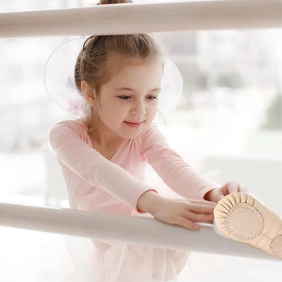 Women's Ballet Shoes – Ballet Shoes for Girls – Beige – Soft PU Leather Dance Shoes with Non-Slip Sole – Suitable for Ballet, Yoga & Home Use – For 11.5 UK Child
