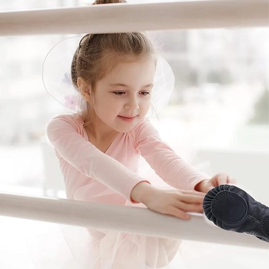 Women's Ballet Shoes – Ballet Shoes for Girls – Black – Soft PU Leather Dance Shoes with Non-Slip Sole – Suitable for Ballet, Yoga & Home Use – For 4.5 UK Child