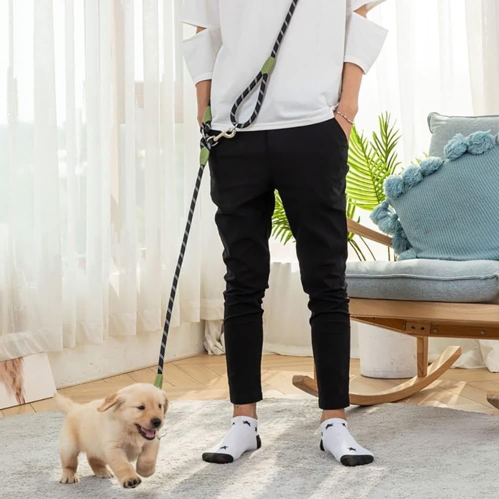 Reflective Hands-Free Dog Leash with Shoulder Strap for Jogging, Compatible with Small and Medium Dogs, Orange