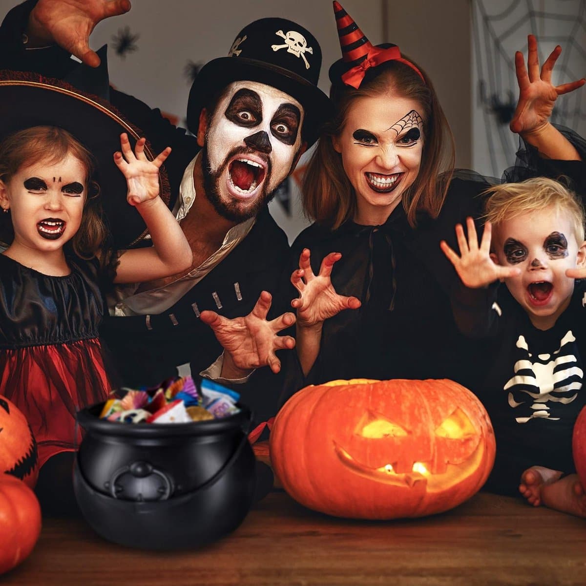 Halloween Treat Bucket Creative Witch's Cauldron Black Plastic Large Capacity