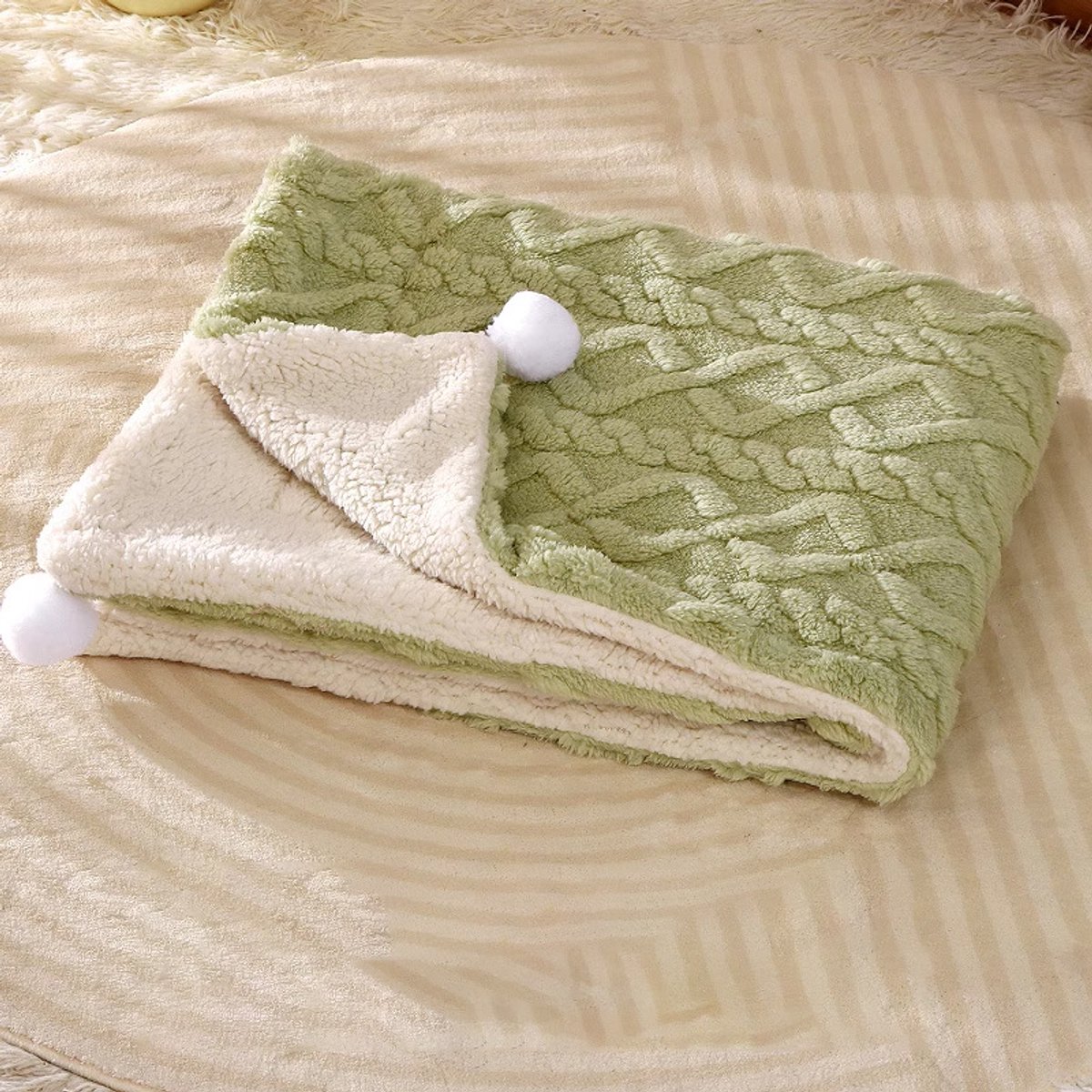 Pet Mat - Soft Pet Blanket - Warm Plush Blanket for Dogs and Cats - Comfortable & Cozy Sleep Blanket - 55*45cm