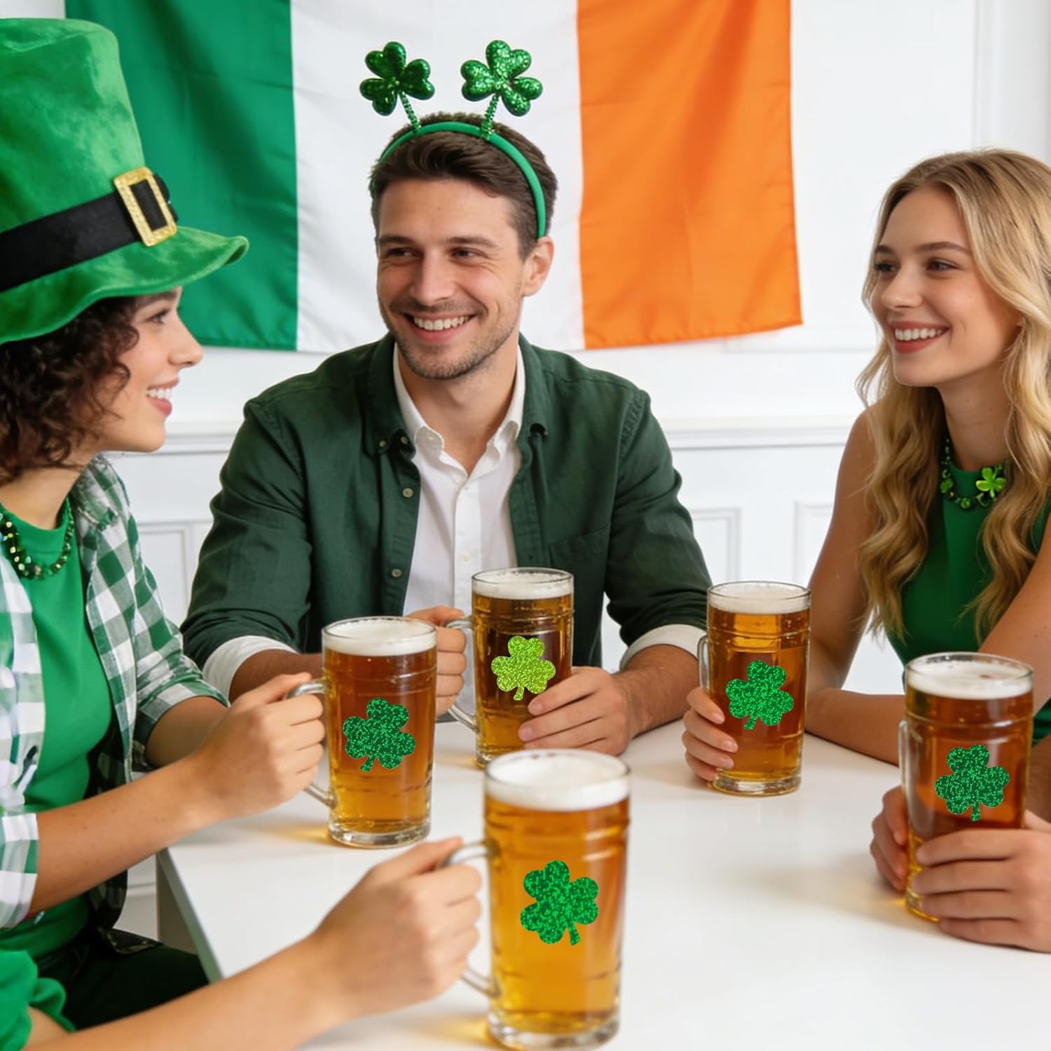 St.Patrick's Day Shamrock Stickers - 500Pcs 1.5'' Laser Shamrock Shape Stickers Roll Self Adhesive Holographic Green Irish Lucky Clover Sticker for Envelope Seal Card St.Patrick's Day (3 Color)