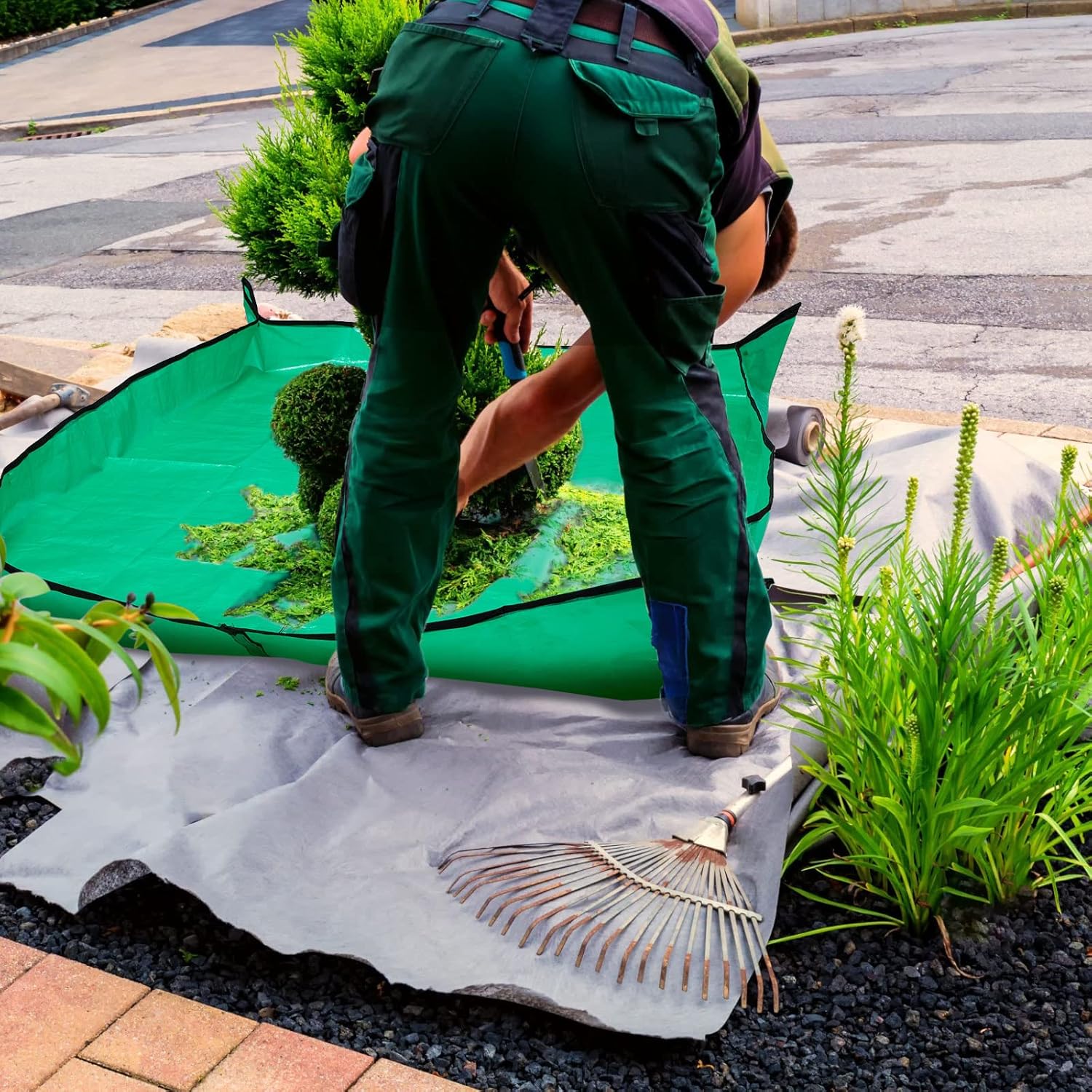 2 Set Landscape Pruning Tarp 78.7"x78.7" Waterproof Bush Trimming with Hole Shrub Catcher Four Corner Buckles for Leaf Collection Garden Tree Accessories