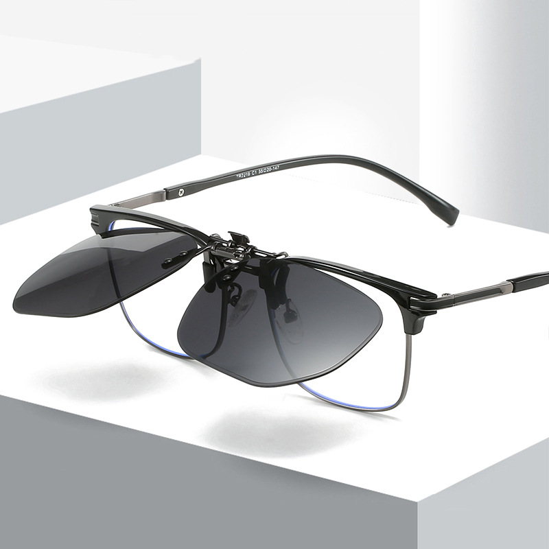 Quickred 2-Piece Flip-Up Sunglasses Clip-On Set for Glasses - UV-Protective Square Polarized Lenses for Driving
