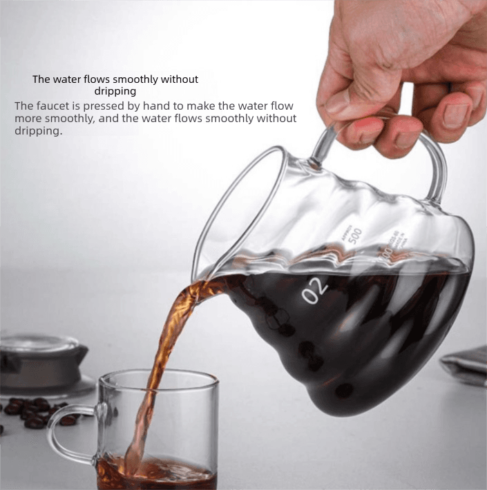 Borosilicate Glass Coffee Server 600ml Heat Resistant Cloud Design Large Pour Over Carafe with Lid