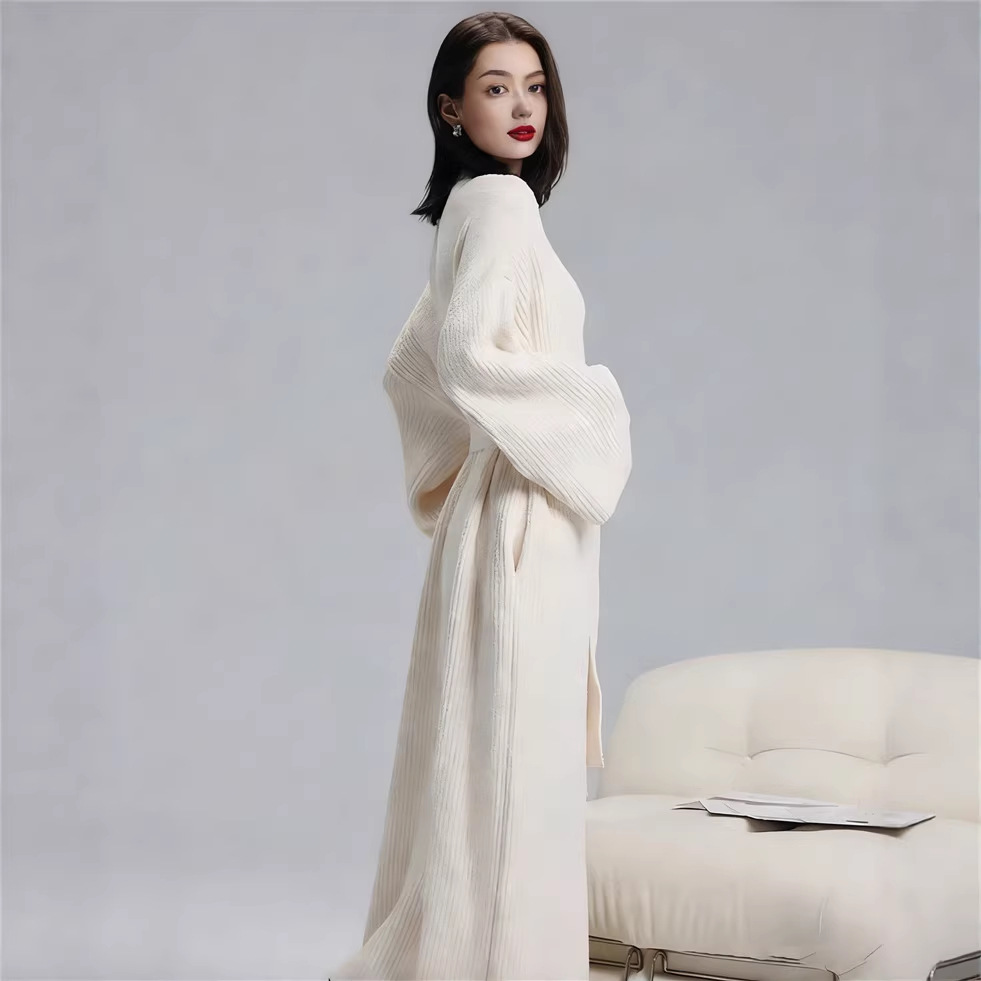 Blue Women's Ultra-Soft Plush V-Neck Cardigan Robe - Extra Thick Half-Velvet Warm Housecoat & Outdoor Wearable Sleepwear