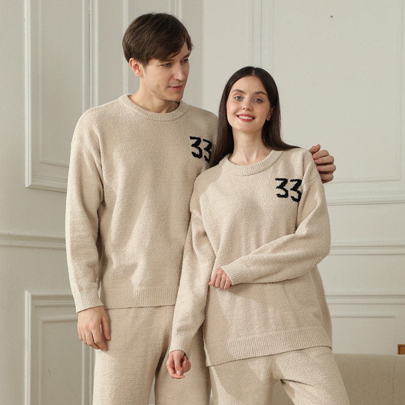 Light Purple Women's Warm & Cozy Semi-Flannel Couple's Pajamas — Knitted Digital Pattern, Soft Fleece Material, Pullover Style: The Ideal Choice for Loungewear in Autumn and Winter.
