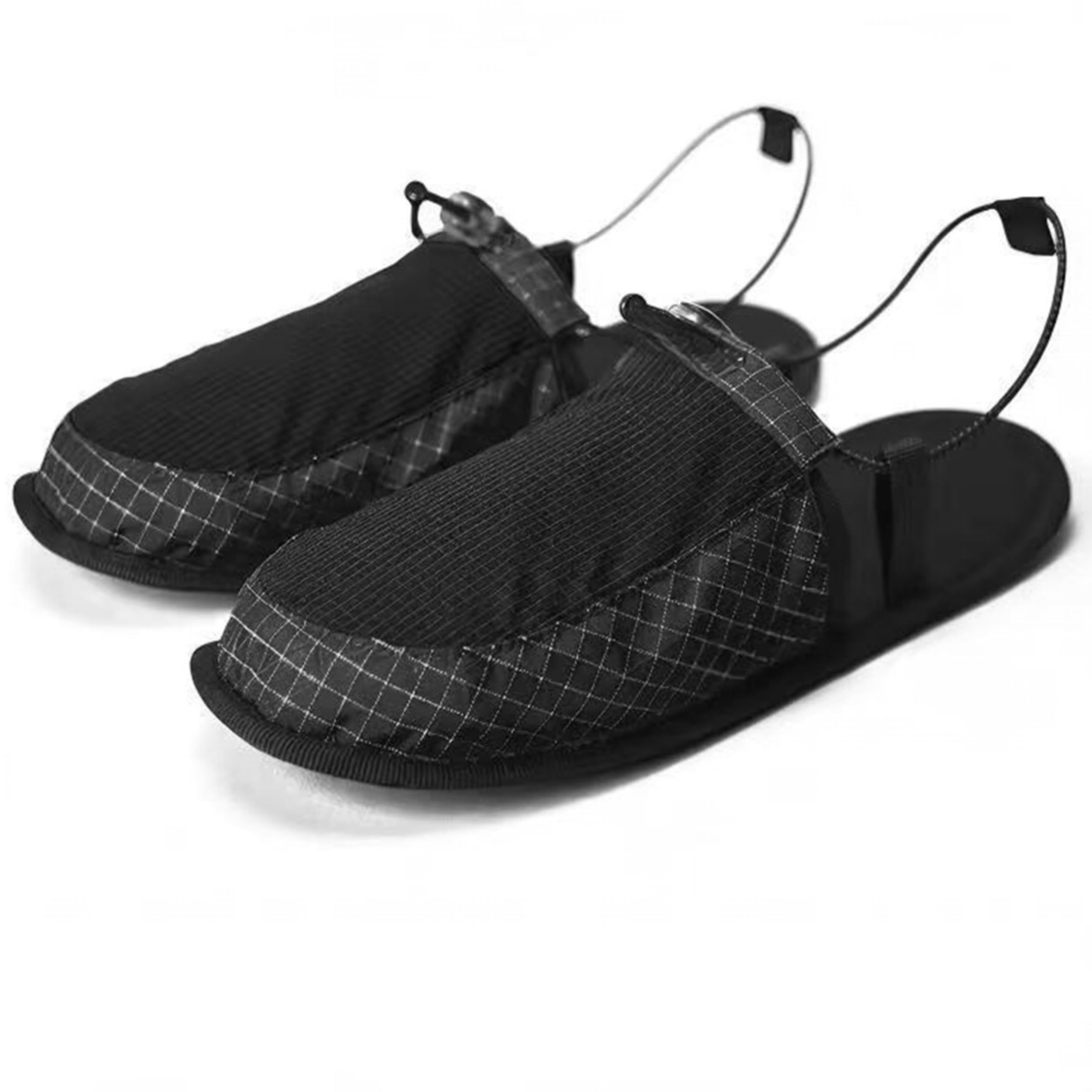 Lightweight Packable Quick-Dry Slip-Ons for Camping, Beach, Travel & Hotel Use, M (Black)