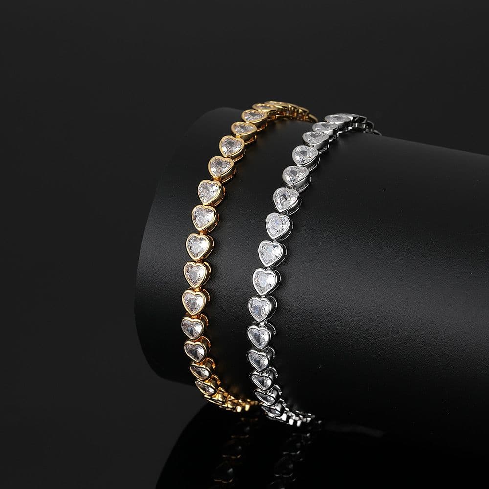 Tennis Bracelet Heart Design Micro-Paved Zirconia 7 Inch Silver