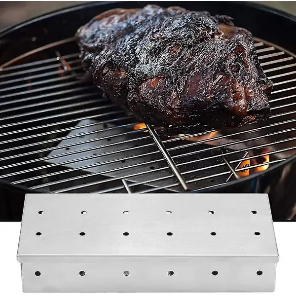 Stainless Steel BBQ Smoker Box, Ventilated Wood Chip Box for Outdoor Grilling, Meat and Fish Smoking, Silver, 22 x 9 x 4 cm