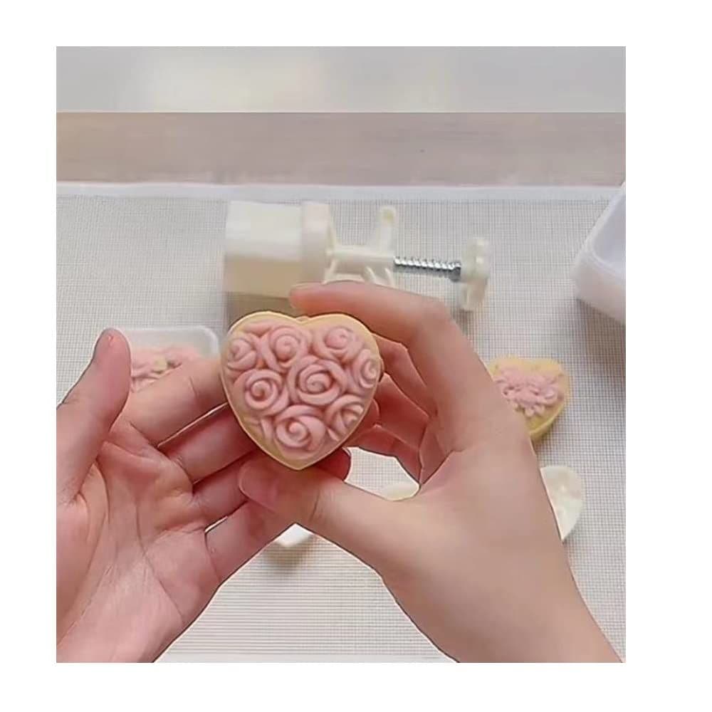 Mooncake Mold 50g Heart Cookie Press Stamp Love Heart Tulip Roses Shape Kitchen Gadget DIY Baking Tool