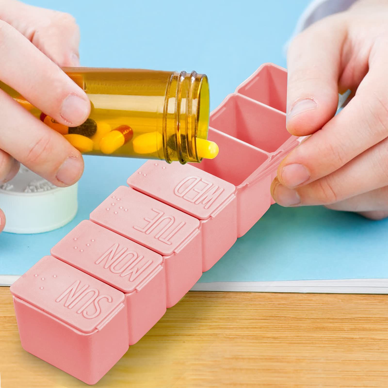 Pill Organizer-Pill Boxes for Travel, 7 Day with Braille Pill case Vitamins Fish Oil Supplements, Medication Organizer
