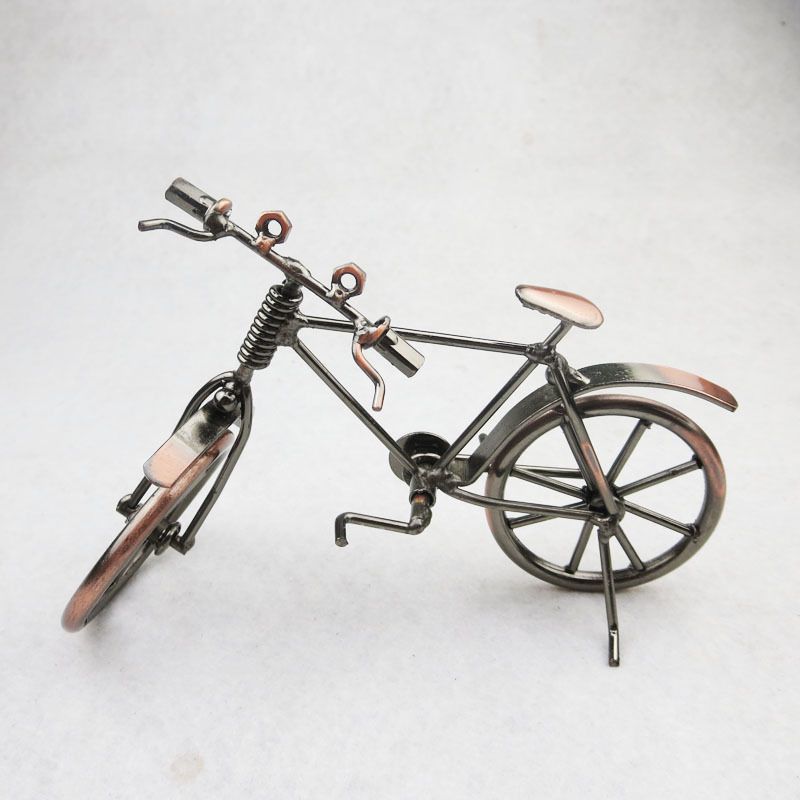 Metal Sculpture Retro Classic Handmade Iron Motorcycle Bicycle Unique Metal Art Decoration Ornaments for Bicycle Motocycle