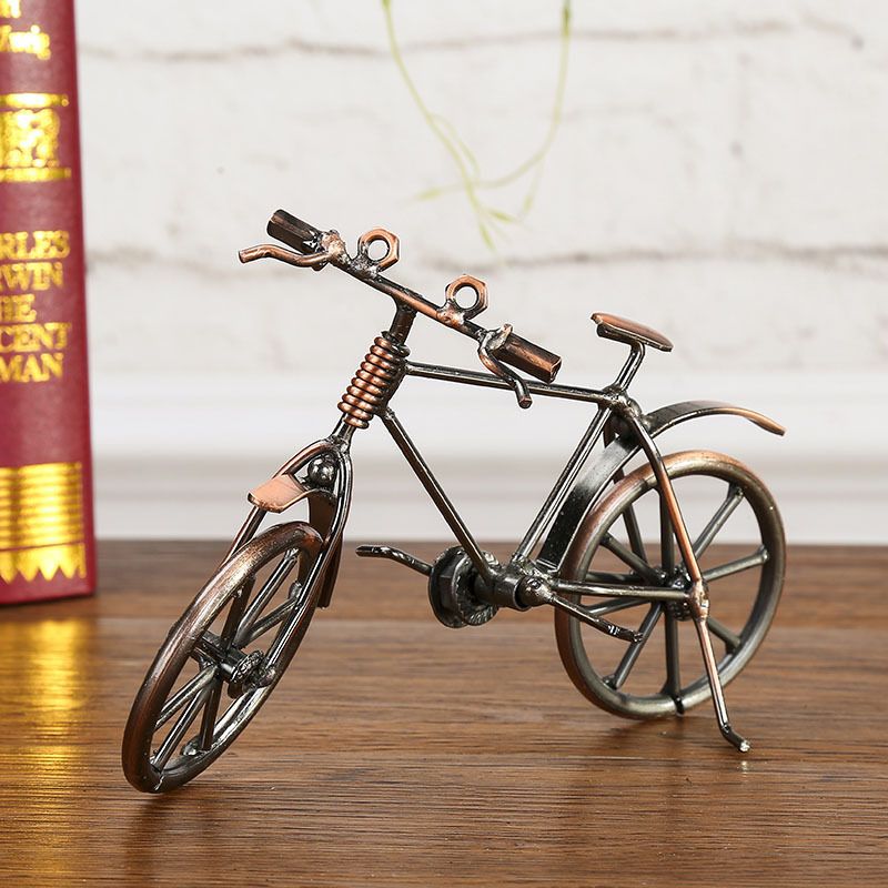 Metal Sculpture Retro Classic Handmade Iron Motorcycle Bicycle Unique Metal Art Decoration Ornaments for Bicycle Motocycle
