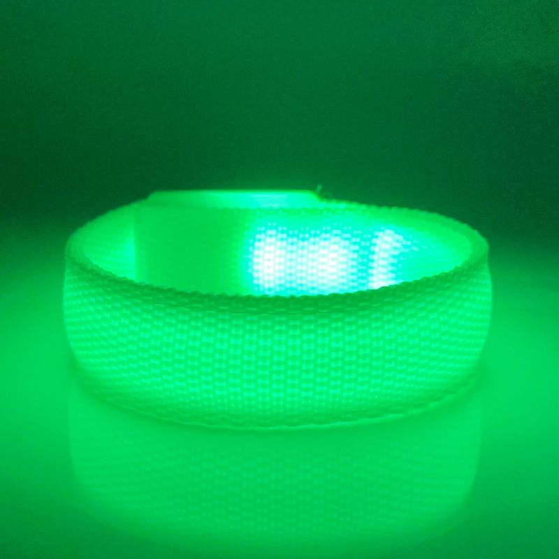 Fashion&cool LED Slap Band,Glow in The Dark Adjustable Bracelets for Men&Women,Night Safety Lights for Running（5pcs）