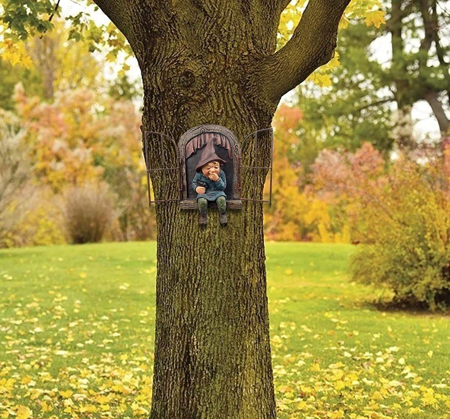Garden Gnome Statue, Elf Out The Door Tree Hugger, Funny Garden Tree Decoration, Patio Yard Lawn Porch Decoration