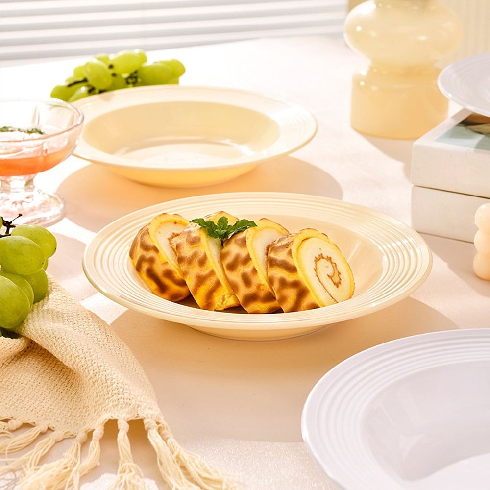 Wide-Rim Pasta Bowl, Plastic Shallow Bowl, Modern Restaurant-Style Dinnerware for Pasta, Salad & Balanced Meals, Dishwasher & Microwave Safe