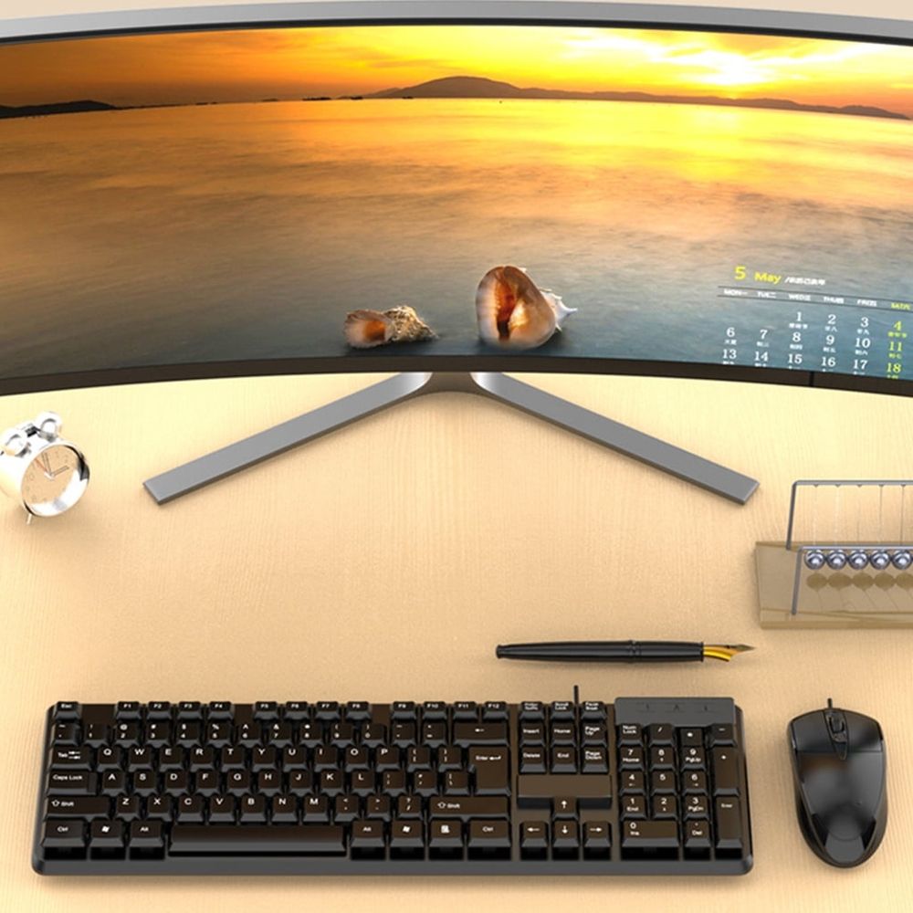 Computer Keyboard With Ergonomic Keys For Seamlessly Typing On Desktop And Laptop