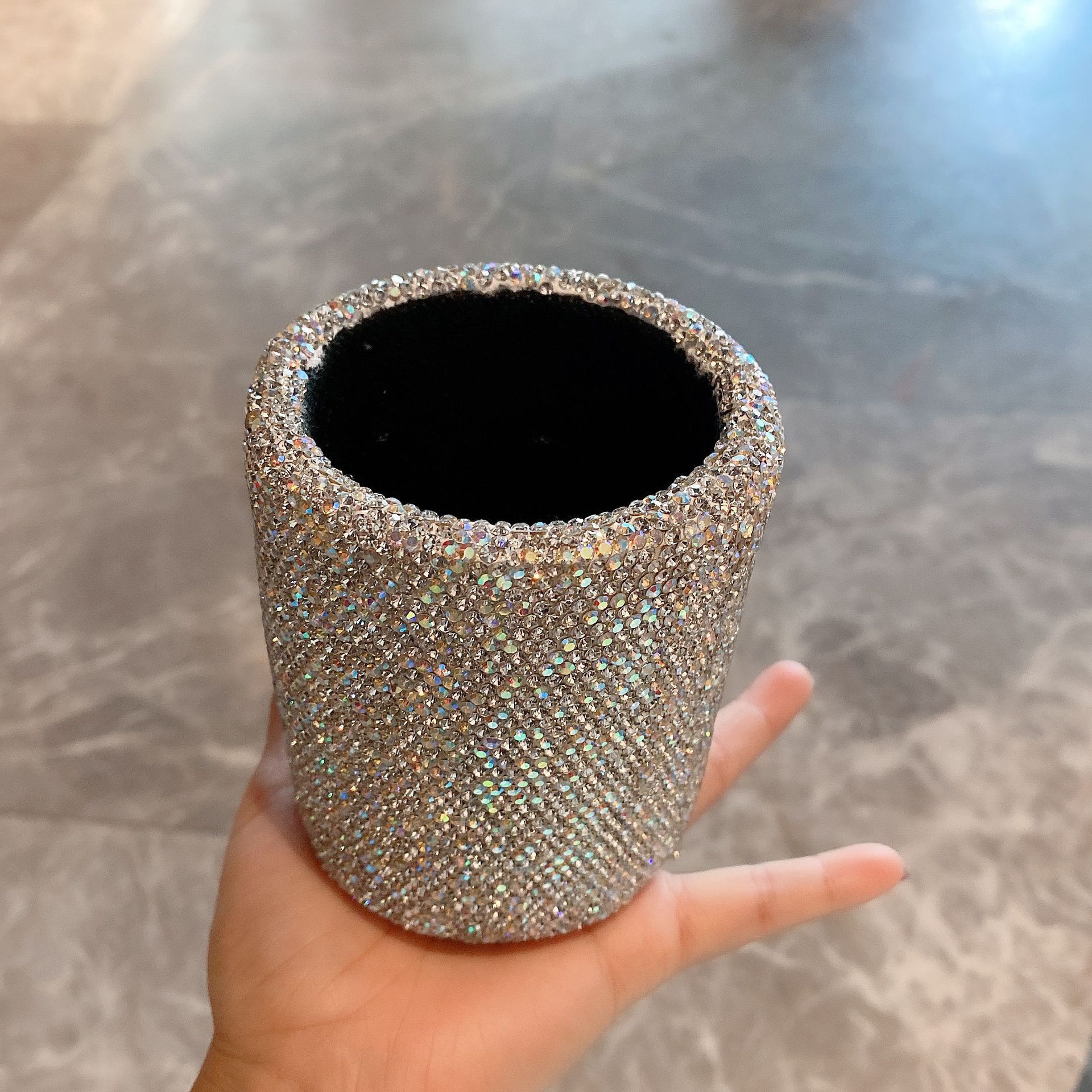 crystal Pencil Pen Pot Holder Box Bling Rhinestone Pen organizer Holder Cosmetic Pen Container Luxury diamond studded multi-purpose storage small round bucket