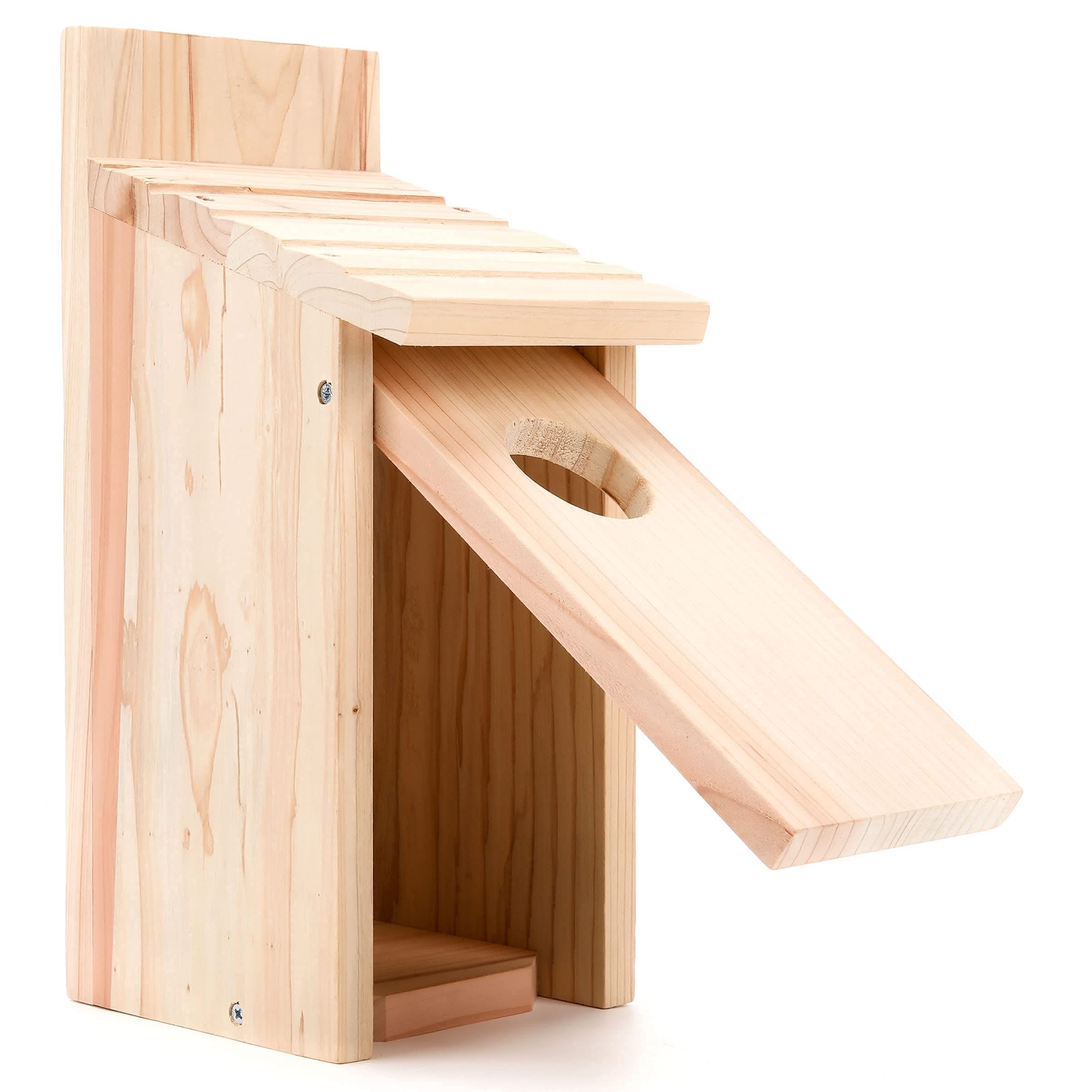 Outdoor wooden bird nest, bird cage, solid wood bird house, outdoor countryside decoration bird house, bird breeding box