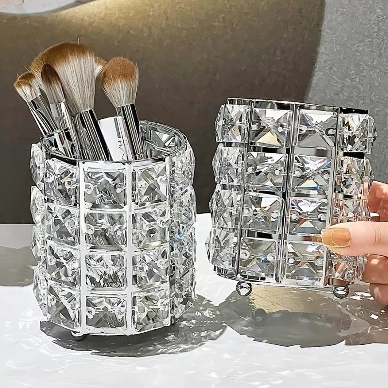 1 piece crystal pen holder, round creative desktop makeup brush storage box, polished cast iron metal art decorative display piece, lightweight and desktop style.golden