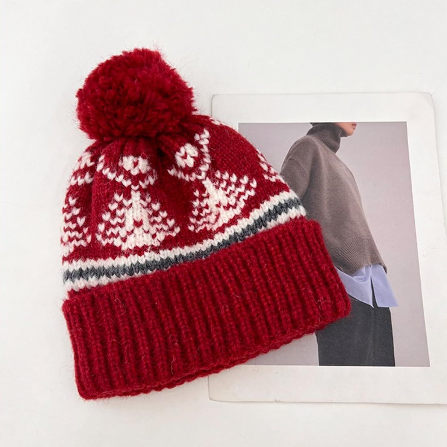 Women's Thick Classic Knit Bobble Hat for Winter Warm, Thermal Beanie with Pom Pom for Girls