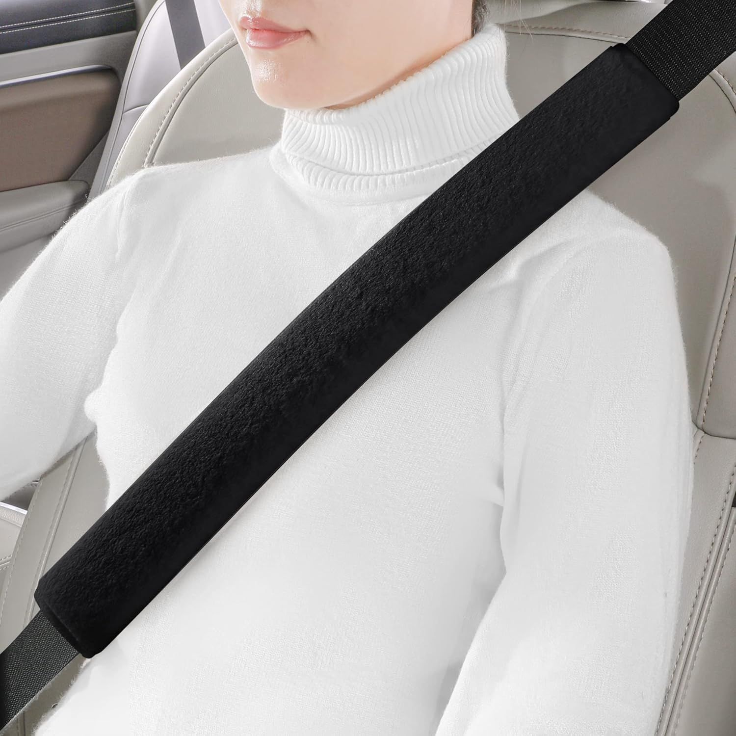 Extra Long Plush Seatbelt Shoulder Pad, Super Soft Furry Thick Car Seat Belt Strap Cushion, Universal Auto Interior Accessory, 1 Pack Black, Fixed Length 50cm (15.5 Inch)