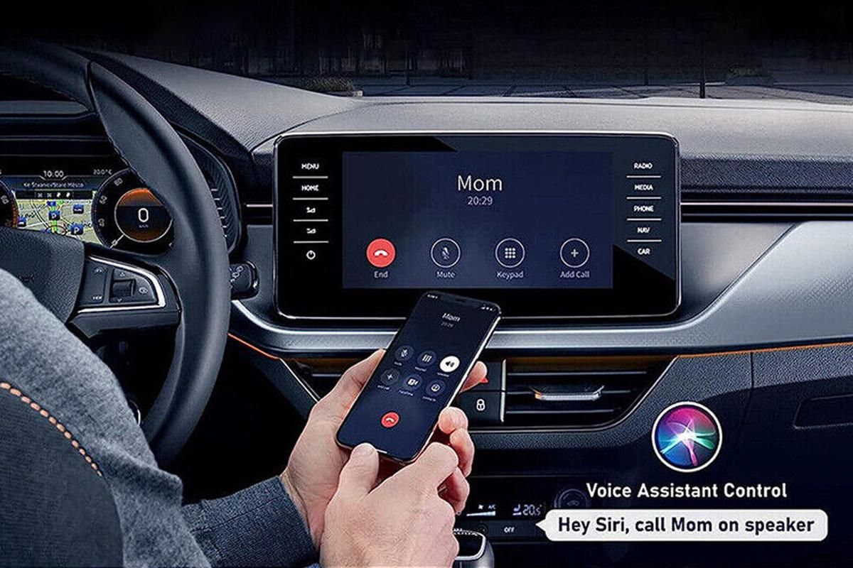 Wireless CarPlay Adapter Wireless Receiver Convert Wired to Wireless CarPlay Dongle Cars for Apple Carplay