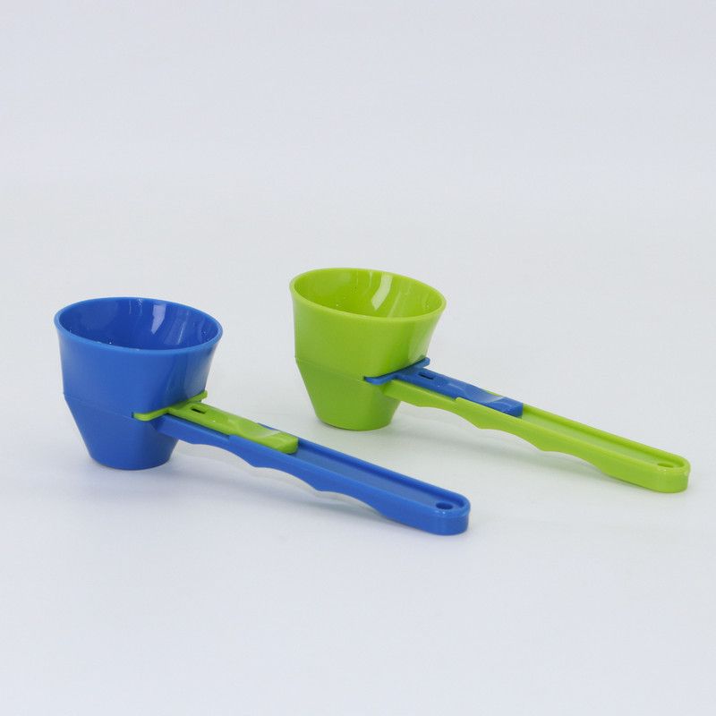 Leak-proof coffee scoop,Sliding coffee funnel,Coffee scoop with measurements,Coffee bar tool,1pc,green