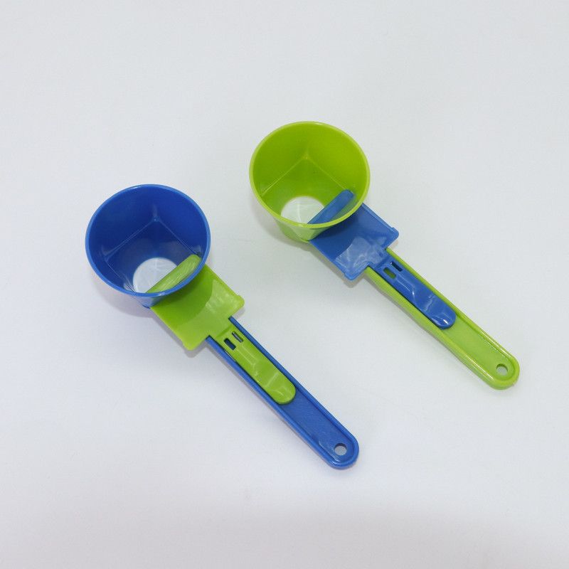 Leak-proof coffee scoop,Sliding coffee funnel,Coffee scoop with measurements,Coffee bar tool,1pc,green