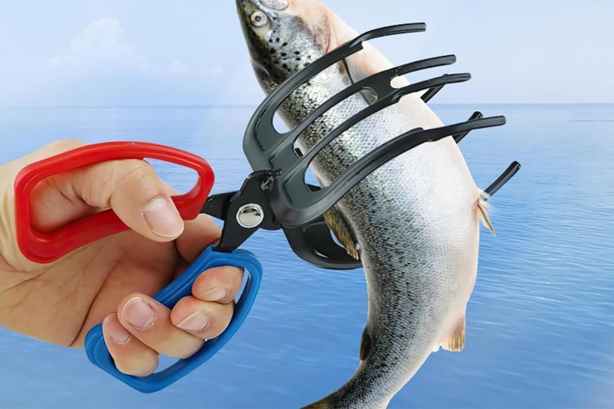Fishing Pliers Gripper Metal Fish Control Clamp Claw Tong Grip Forceps Tackle