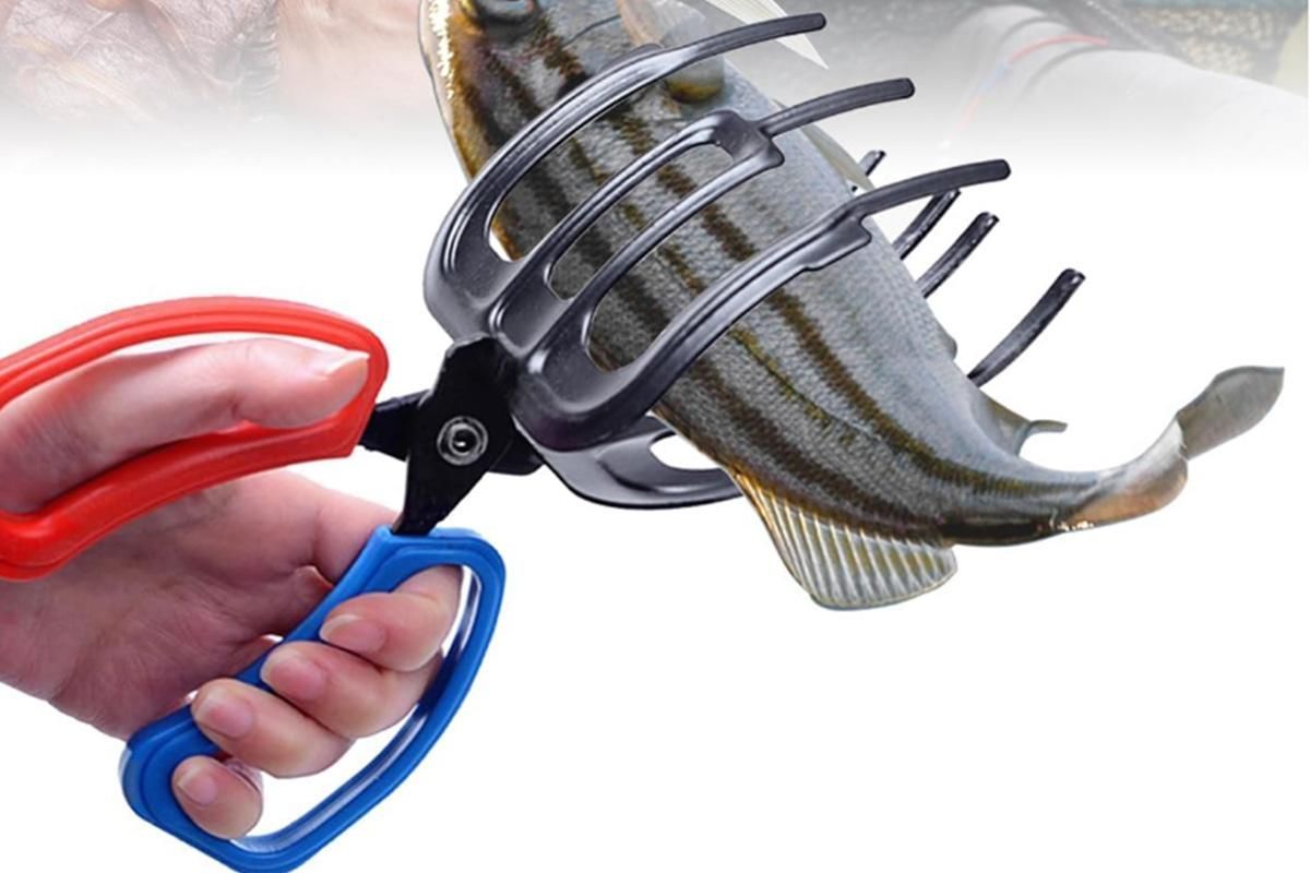 Fishing Pliers Gripper Metal Fish Control Clamp Claw Tong Grip Forceps Tackle