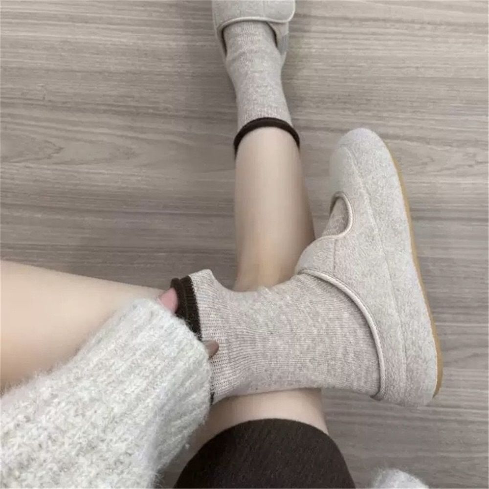 Socks for Women Ultra Soft Plush Lounge Socks Grippers One Size Cozy Comfort, Causal Thick Socks,Heel Sewed