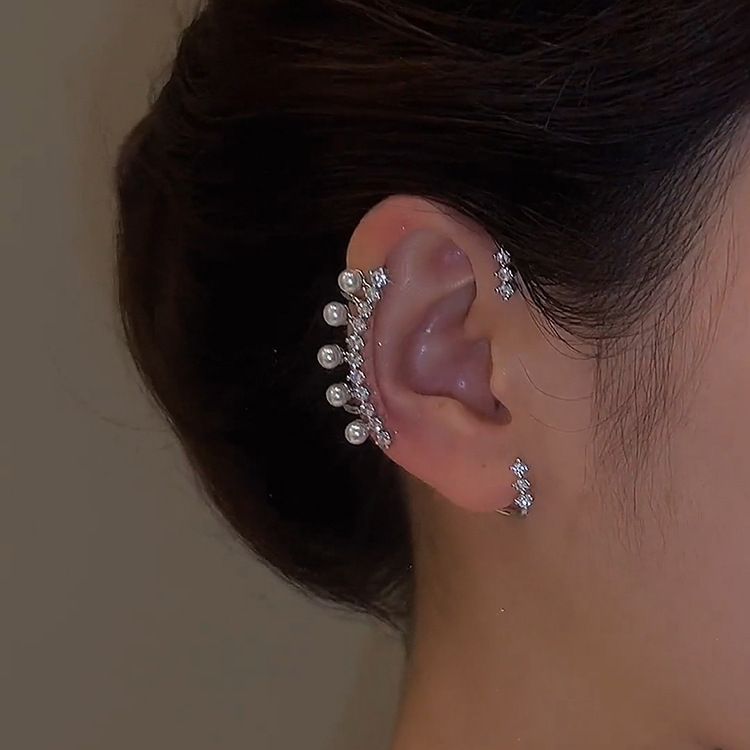 1 pair Sparkling Rhinestone Fairy Pearls Ear Cuff Earrings Crystal Clip Climber Wrap Around Earrings for Women and Girls