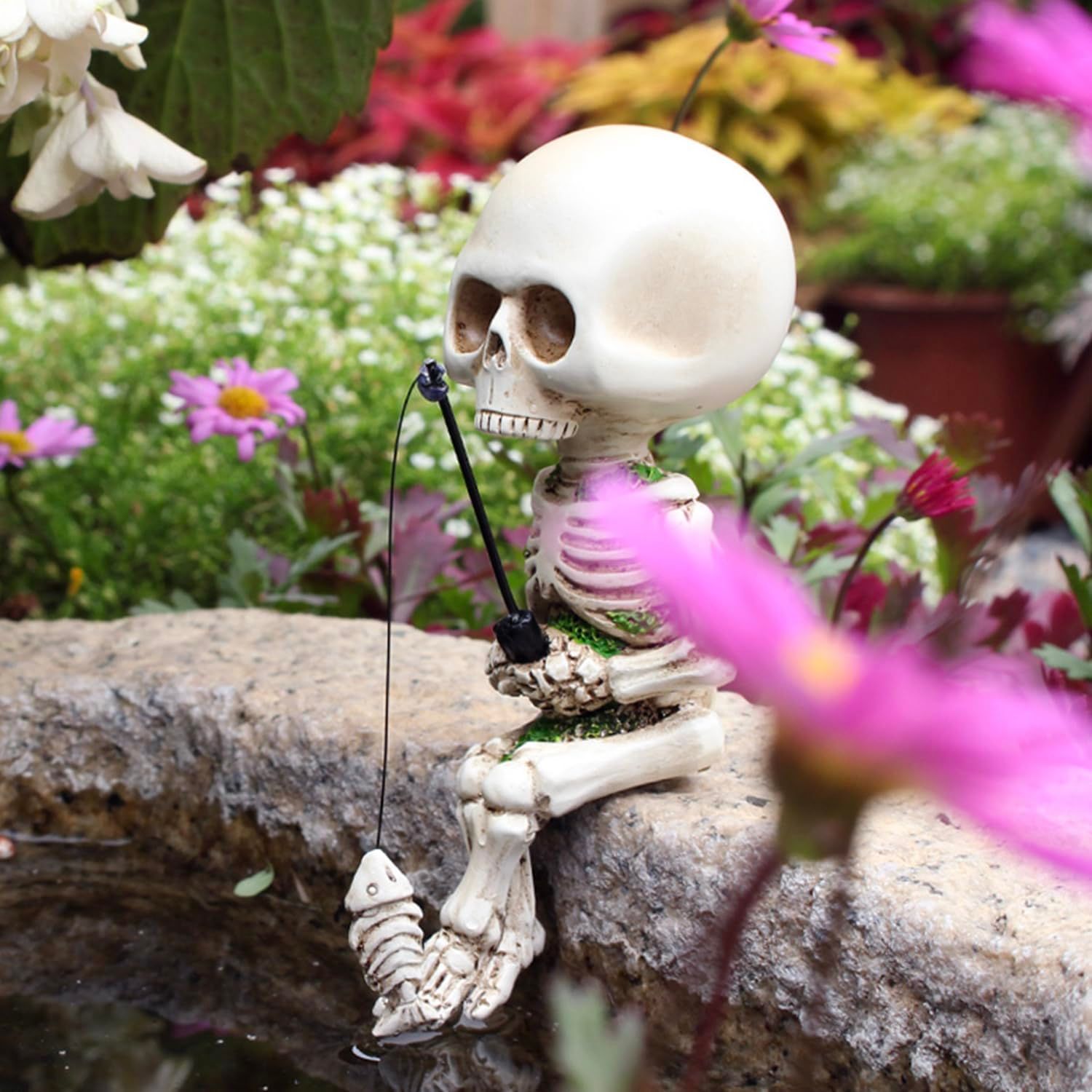 Mini Skeleton Figurines for Home Decor, 4.5 inch Resin Small Skeletons Halloween , Craft Haunted House Accessories (White)