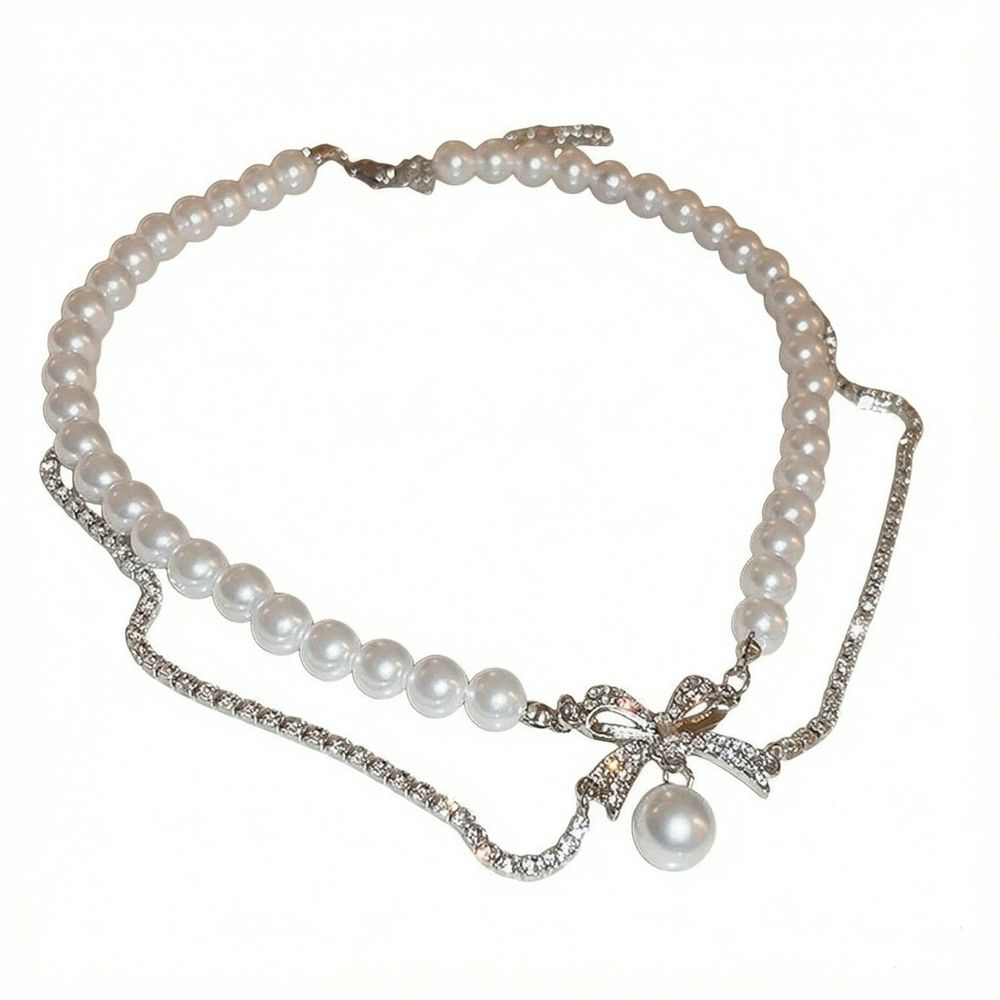 Late Romance~Sparkling Diamond Bow Pearl Necklace for Women with a Cold Design, Cold Wind Neck Chain, Clavicle Chain