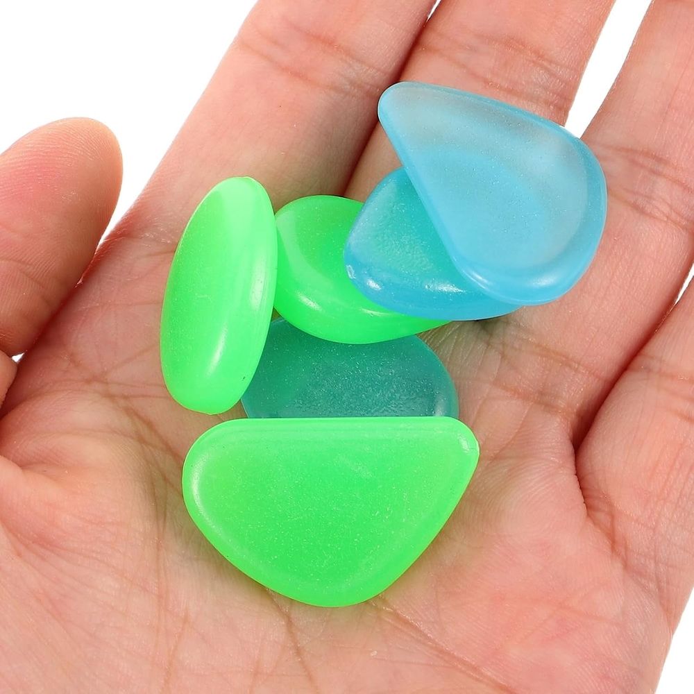 100pcs Smooth Glow in Dark Pebbles Resin Stones for Garden Aquarium and Indoor Decor