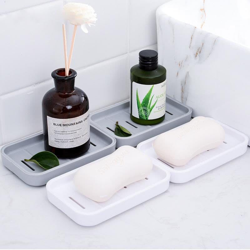 4PCS Soap Dishes Draining Design Large Water Storage Capacity Easy to Clean White and Gray