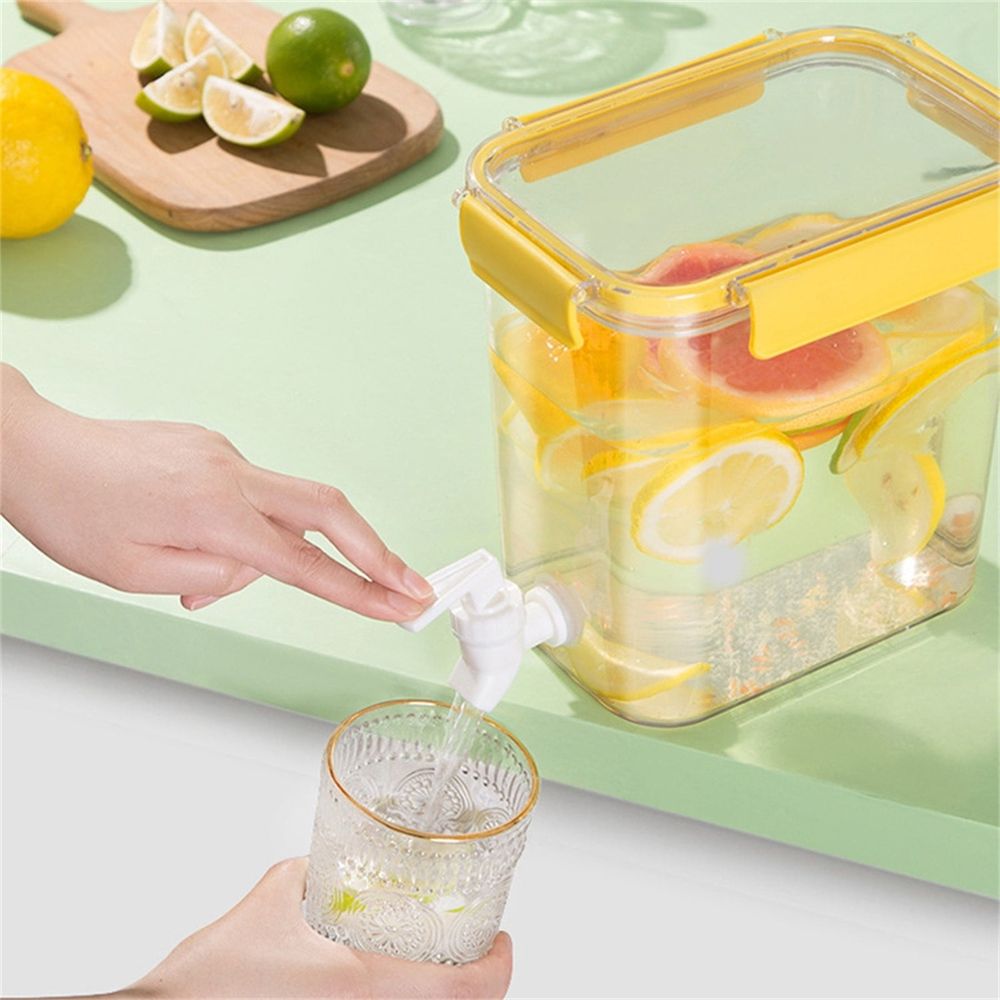 Beverage Dispenser With Lid And Faucet Food Grade Plastic Refrigerator Dispenser For Lemonade Cold Juice Injection Cooler Iced Tea