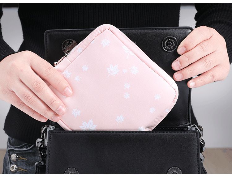 4 Pieces Sanitary Napkin Storage Bag Menstrual Pad Bag Nursing Pad Holder Portable Menstrual Period Sanitary Pouch Zipper