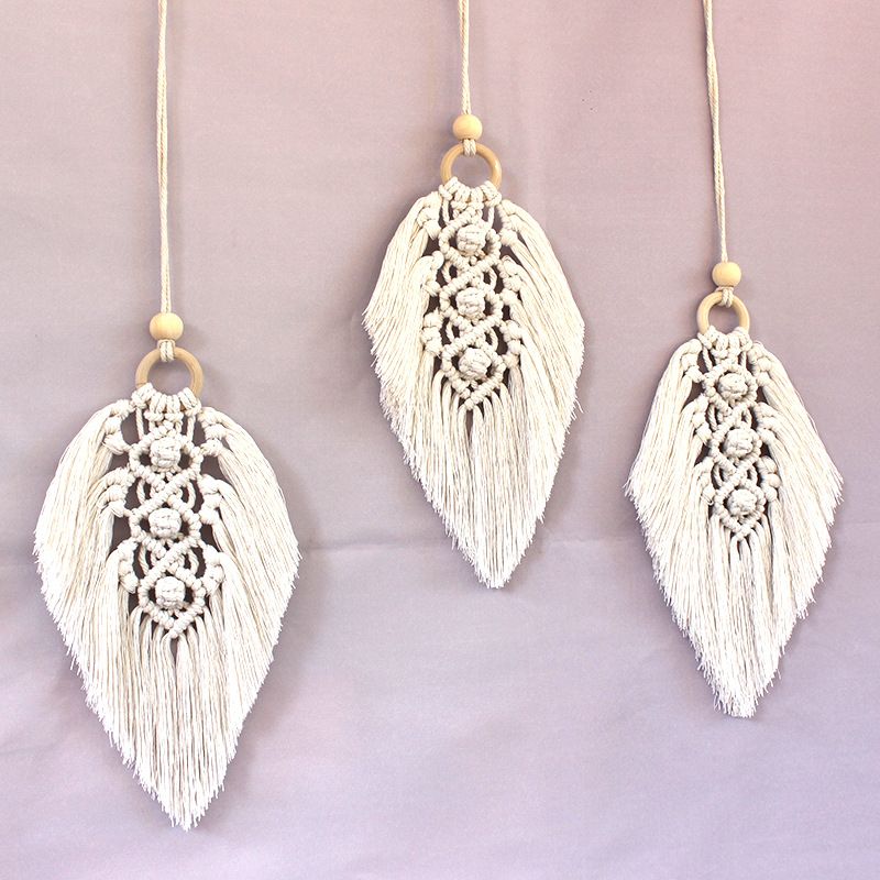 Wall Hanging Woven Tapestry Leaf Shaped Tassels Cotton Macrame Decor Wall Art Ornament for Apartment Bedroom
