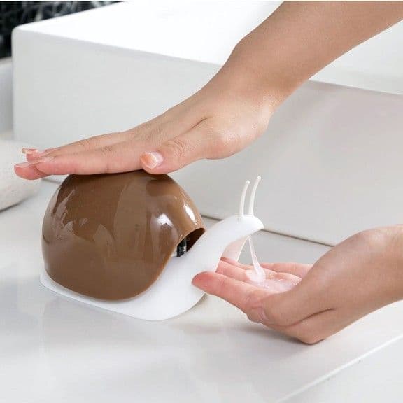 Cute Snail Soap Dispenser, Hand Soap Dispensers Pump, Refillable Bottle Dispenser for Liquid Soap Shampoo for Kitchen Bathroom