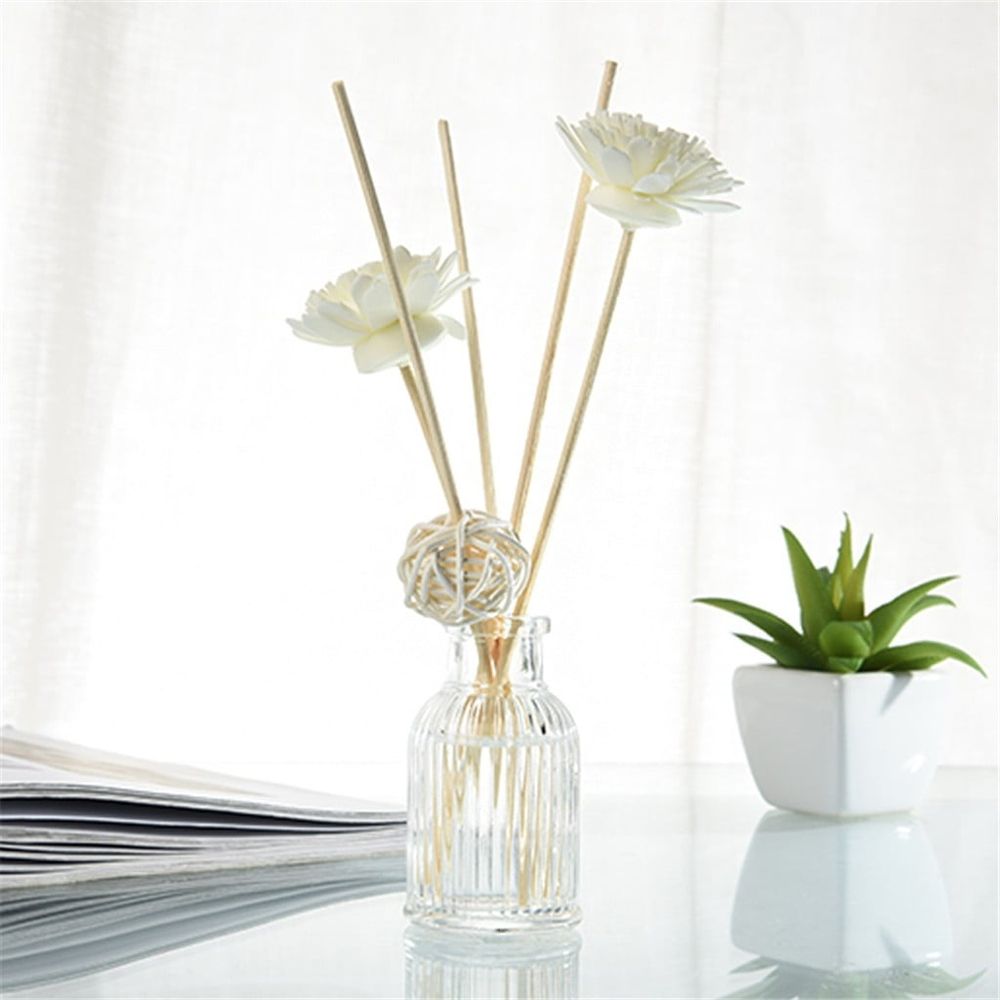 Reed Diffuser Set with Sticks,Vanilla Scent Oil for Bedroom Office Gym and Stress Relief, Home Fragrance Products (50 Ml / 1.7 Oz)