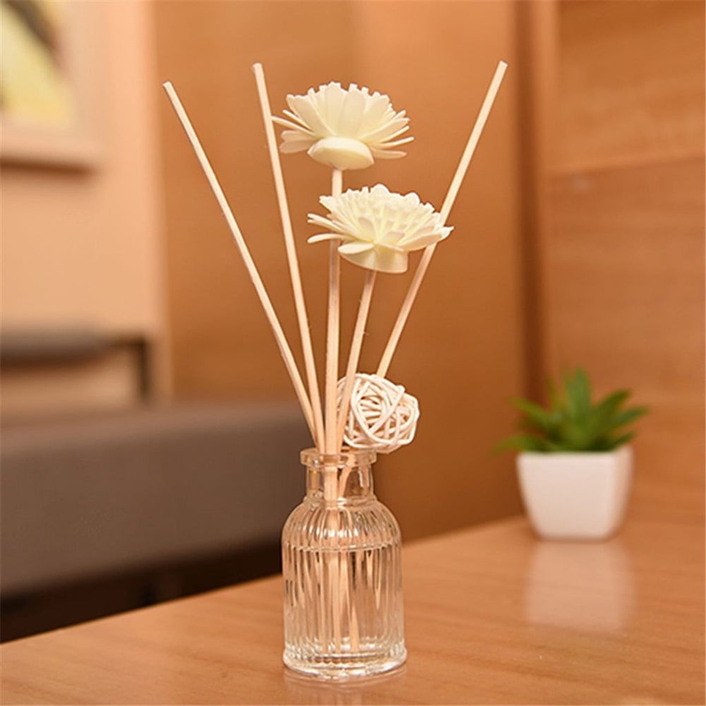 Reed Diffuser Set with Sticks,Vanilla Scent Oil for Bedroom Office Gym and Stress Relief, Home Fragrance Products (50 Ml / 1.7 Oz)