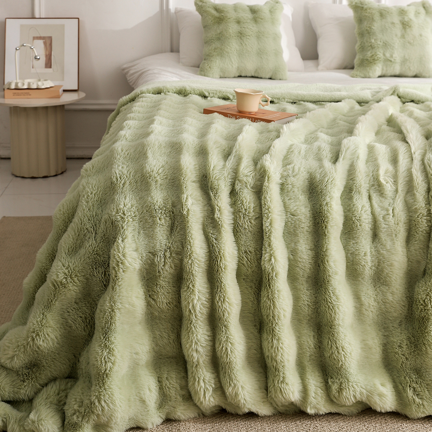Green Luxury Tuscany Fleece Rabbit Fur Bubble Blanket - Double-Sided Thickened Soft Plush Extra Large Bedding Set(200x230 CM Large Blanket + 2 Pack 45x45 CM Cushion Cover)