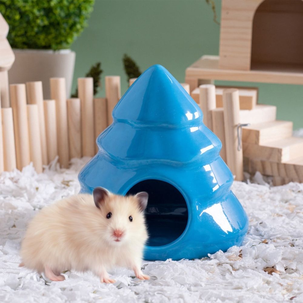Christmas Reindeer Hamster Bed | Half Enclosed Small Animal Nest for Guinea Pigs Squirrels Hedgehog Rabbits | Warm Cozy Hideaway for Sleep and Relaxation | Soft Ceramic Pet House for Home Cage Use