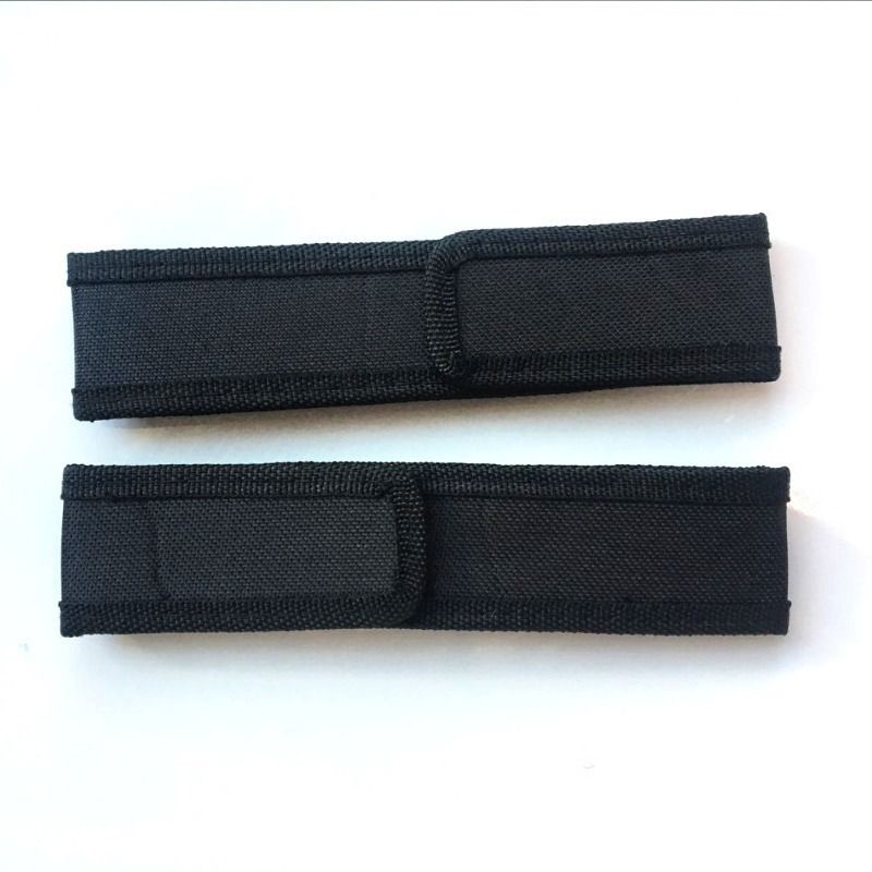 Flashlight Pouch,Tactical Flashlight Holster Portable Anti Scratch Flashlight Belt Case for Flashlight Outdoor Hingking Traveling