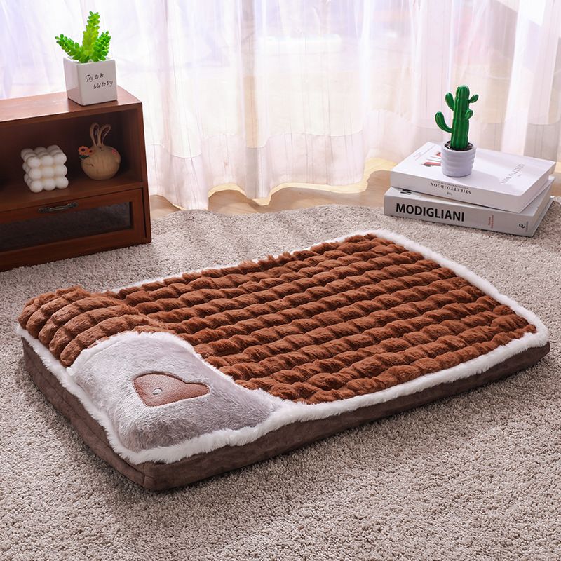 Brown XL size Luxury Plush Pet Sleeping Mat, Thickened Warm Pet Bed Cushion for Dogs and Cats, Soft Fabric Pet Sofa Pad with Non-Slip Waterproof Base
